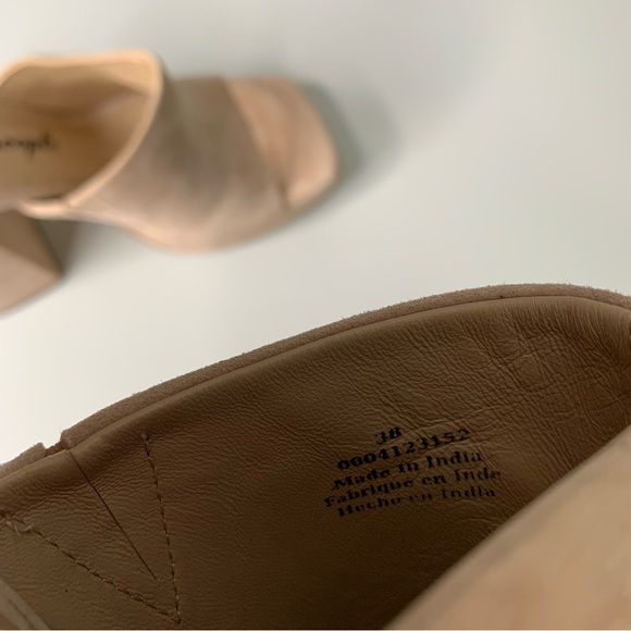 Free People 38 US 8 Margo Suede Mules Sand Square Platform Chunky Open Toe - Picture 6 of 11